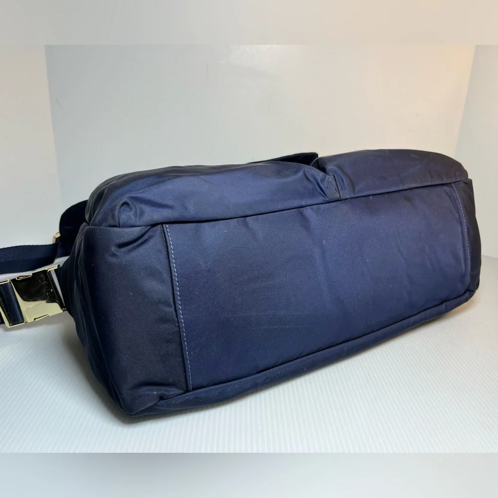 Tory Burch Crossbody Thea Nylon Weekender Carryall Diaper Baby Bag